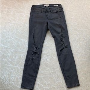 Frame le skinny de Jeanne ripped skinny jeans